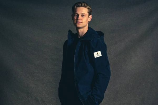  مأموریت لاپورتا به دکو برای حل مشکل تمدید قرارداد ستاره هلندی بارسلونا