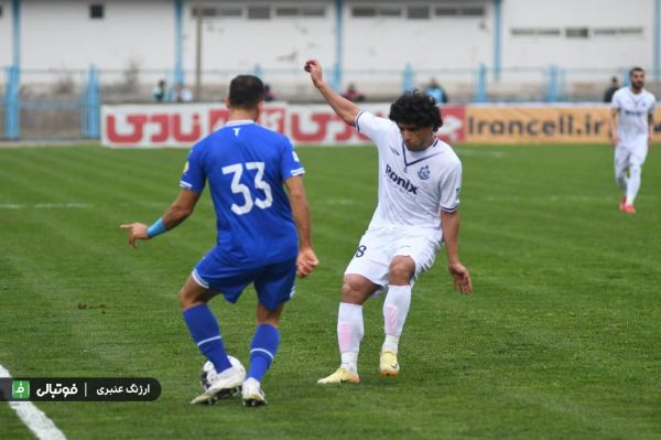  اسلامی‌خواه  استقلال یک موقعیت هم نداشت