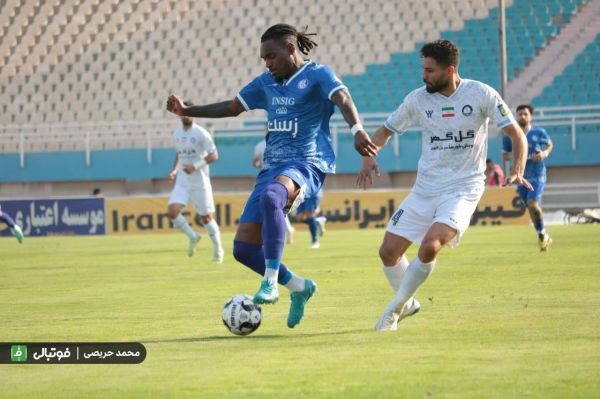 گزارش تصویری اختصاصی دیدار تیمهای استقلال خوزستان و گل گهر