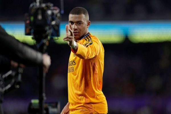  جنگ آقای گلی میان امباپه و دو ستاره بارسلونا