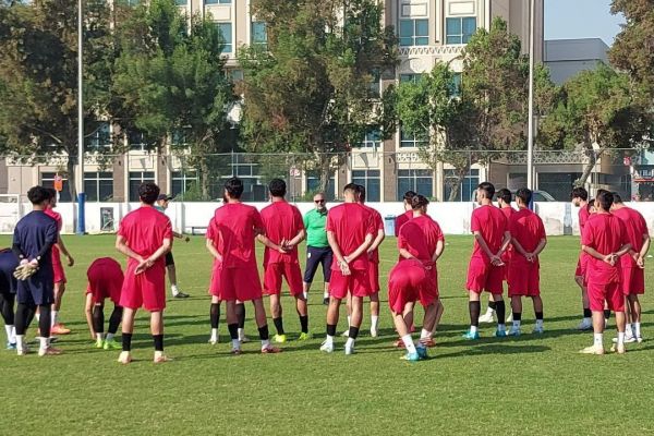 تمرین شاگردان عبدی در هوای مطبوع