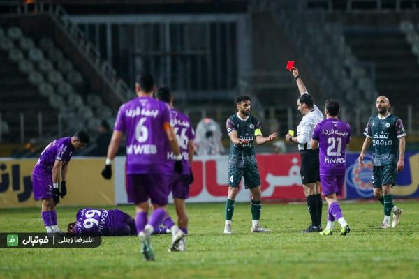 قریشی نمیدانم VAR را برای چه چیزی گذاشتند