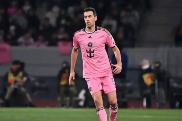  گزینه عجیب گواردیولا برای جانشینی رودری  هافبک 36 ساله