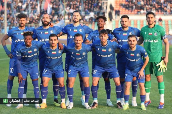 استقلال برای دستگیری الشرطه استارت زد عکس