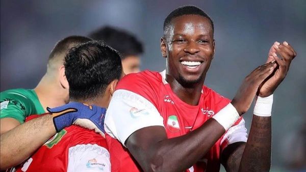 اختصاصی لوکاس ژوائو ۸۰۰ هزاردلار گرفت و رفت