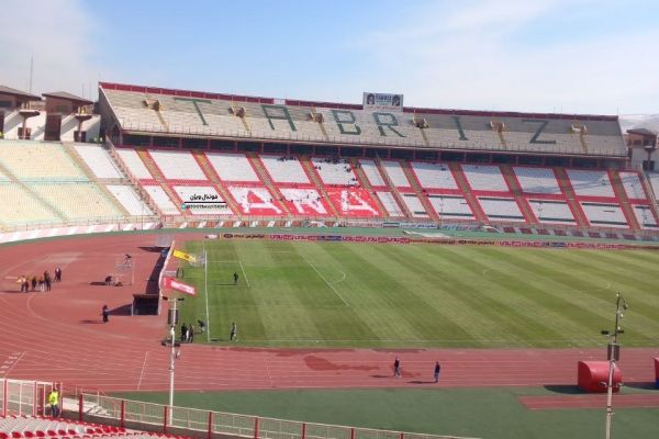 حمایت هواداران تراکتور از علیرضا بیرانوند؛ مادر عزیز است