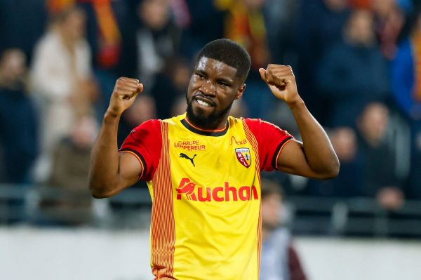  رسمی؛ ستاره لانس به تاتنهام پیوست