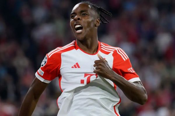  نقش دو اسطوره منچستریونایتد و آرسنال در آینده ستاره بایرن مونیخ