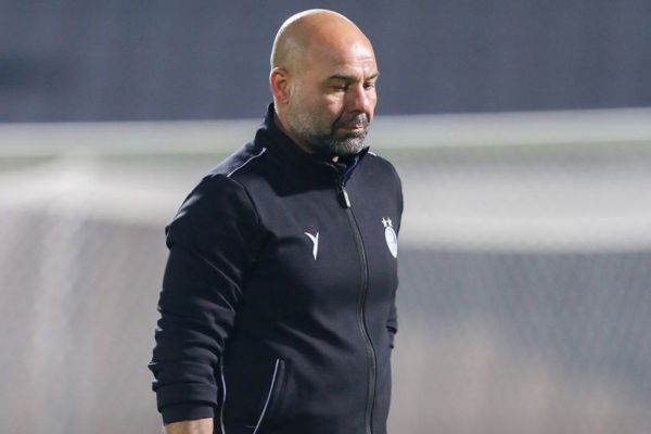 درخواست عجیب پیشکسوتان استقلال؛ سهراب بماند، خارجی نیاید