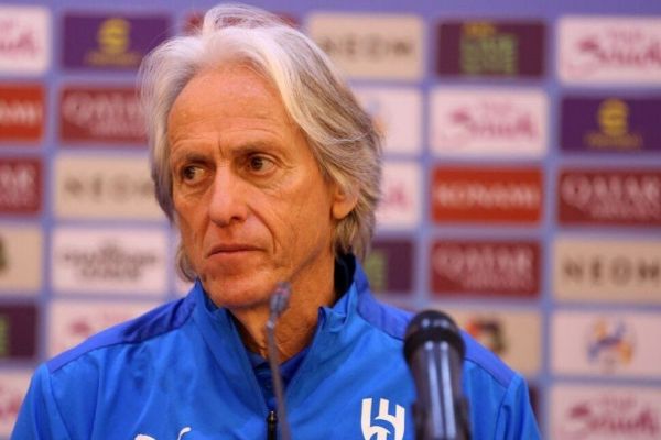 ژسوس پرسپولیس و کارتال را به خوبی میشناسم