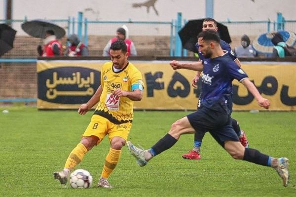  ملوان یک - سپاهان یک  باز هم ملوان ترمز سپاهان را کشید  تساوی زیر دوش به سود مدعیان