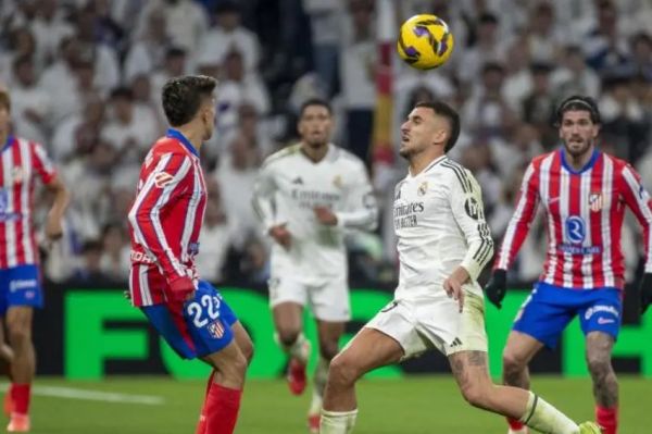 رئال مادرید مقابل اتلتیکو باید ده نفره میشد