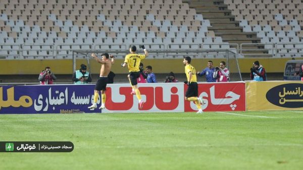 حرکت منشوری زکیپور؛ خواست کامل بکشد که نکشید ویدیو