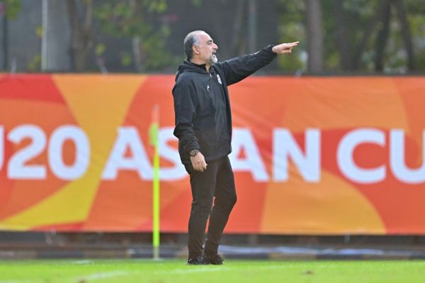 عبدی میخواهیم با جام از چین به ایران برگردیم