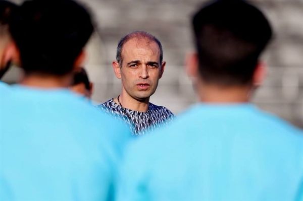  نویدکیا گزینه‌ سرمربی‌گری استقلال  تکذیب شد