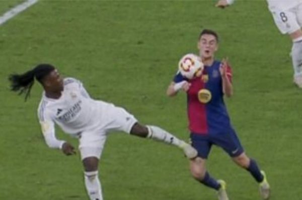  کاماوینگا مرد پرنوسان رئال‌مادرید در بازی‌های اخیر