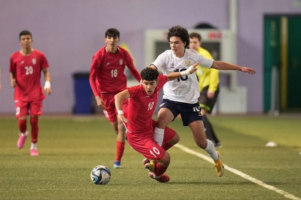 شکست نوجوانان ایران از روسیه تقابل شاگردان چمنیان با تاجیکستان