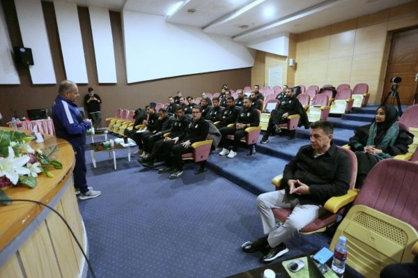 گزارش تصویری حضور امیر قلعهنویی در مربیگری درجه A