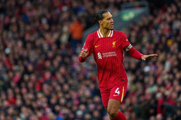 صحبتهای کاپیتان لیورپول درباره وضعیت تمدید قراردادش