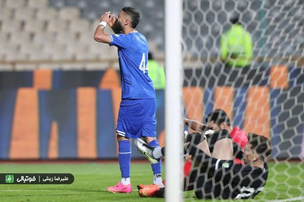  شکایت نساجی از استقلال؛ سهرابیان غیرقانونی بازی کرد