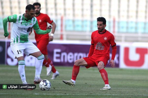 گزارش تصویری اختصاصی دیدار تیمهای تراکتور و خیبر خرم آباد