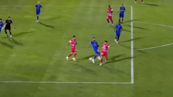  5 گاف مرگبار استقلال در دربی؛ مرگ خودخواسته  ویدیو