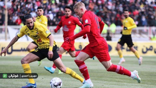 تراکتور 0-0 سپاهان نه کیش و نه مات؛ پات در شطرنج اسکوچیچ و کارترون