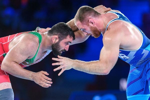  کشتی آزاد رنکینگ آلبانی  گلیج حریف اسنایدر نشد