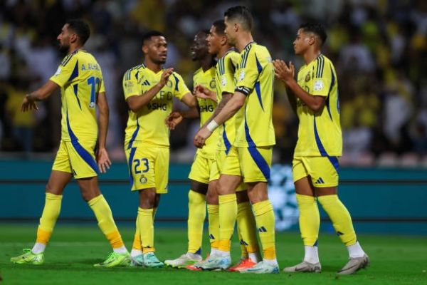 رونالدو و یارانش با شکست به استقبال استقلال میآیند