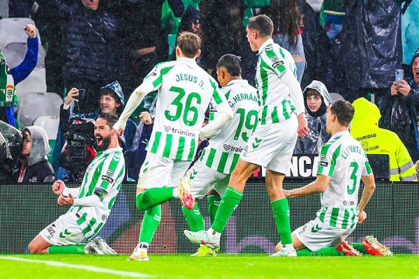  عکس؛ لحظه‌ای که ایسکو مقابل تیم سابقش خوشحالی کرد