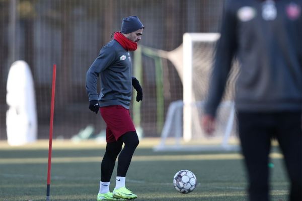  بازگشت اورونوف به تمرینات گروهی پرسپولیس