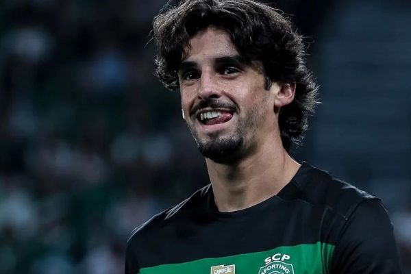  رقابت دو باشگاه شهر منچستر برای جذب وینگر سابق بارسلونا