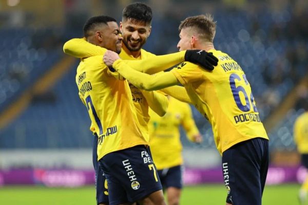  محبی  نباید بابت تساوی ناراحت باشیم