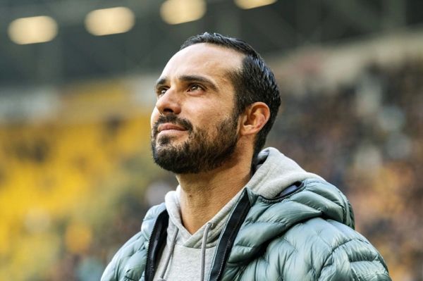 استقلال با الکس نوری توافق کرده بود