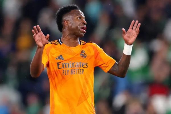 دستور رئال مادرید به ستاره برزیلی حق شرکت در توپ طلا را نداری