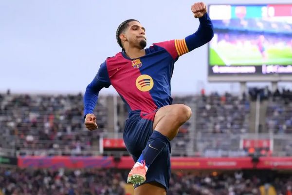 آیا بارسلونا در تابستان یک مدافع جدید جذب میکند