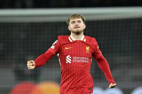 گلزن لیورپول گل خود را به چه کسی تقدیم کرد