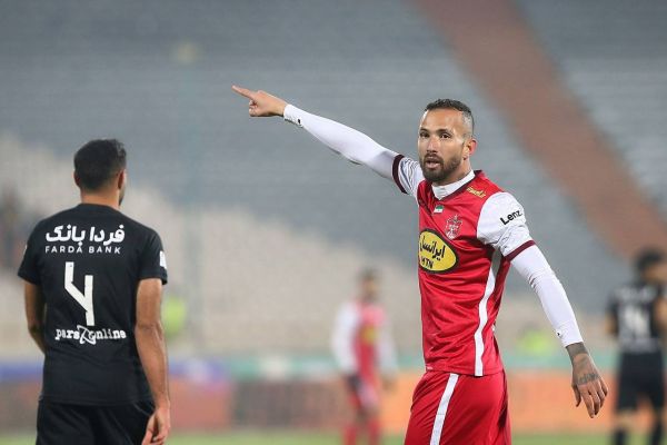  فیفا درخواست پرسپولیس برای پرداخت پول پریرا رد کرد