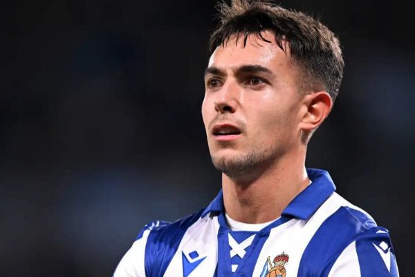 آرسنال مشتری بدون رقیب ستاره رئالسوسیداد