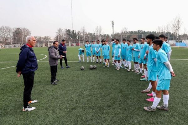  مرور تاکتیک‌های هجومی با انگیزه بالای شاگردان چمنیان