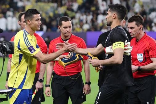 کارشناس داوری تفاوت لیگ ایران با نخبگان در اخراج احمدی مشخص شد