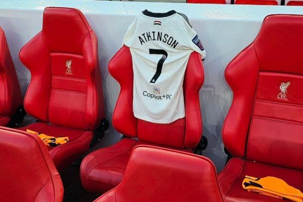  حرکت خیرخواهانه باشگاه منچستریونایتد به یاد هوادار درگذشته