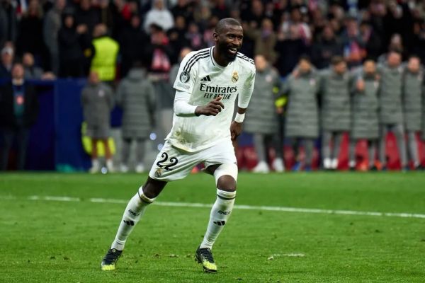  نظر رهبر خط دفاعی رئال مادرید درباره آینده‌اش