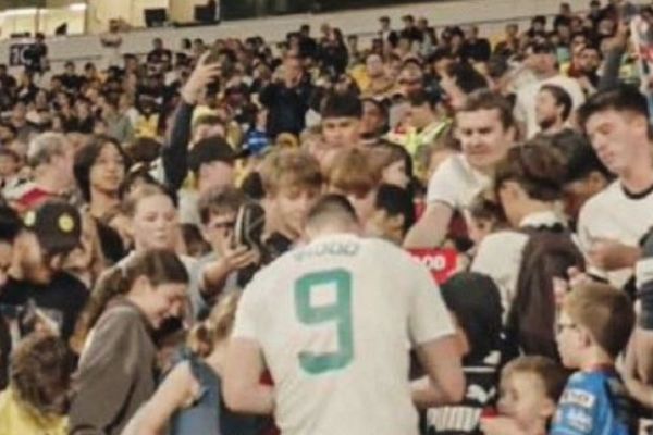  کارت زرد عجیب ستاره لیگ برتر انگلیس مقابل فیجی