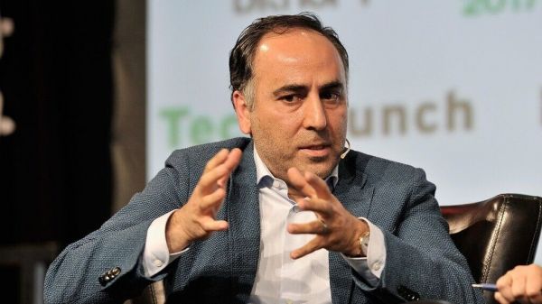  آشنایی با پژمان نوزاد؛ عضو ایرانی هیات مدیره شفیلدیونایتد انگلیس