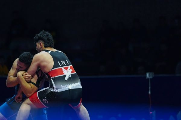  کشتی‌گیر فقید جان تازه‌ای به هموطنانش بخشید