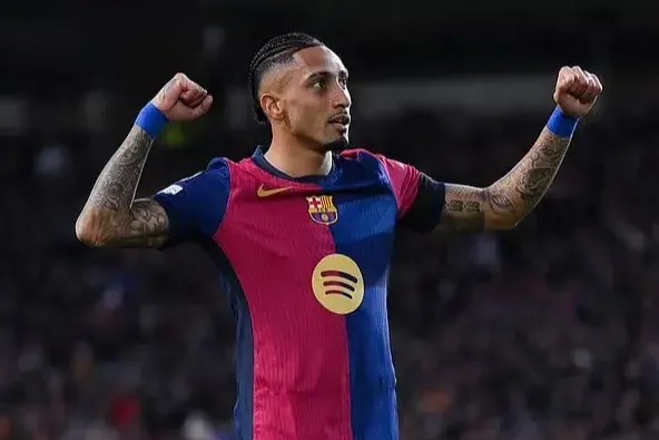 ستاره بارسلونا به توپ طلا فکر میکند