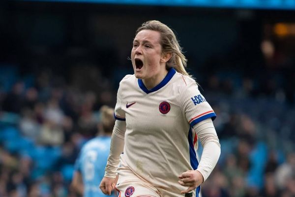  زنان چلسی یک قدم به قهرمانی نزدیک‌تر شدند