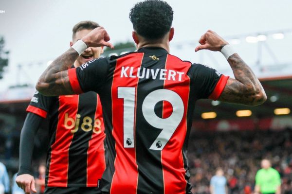 منچستریونایتد در تلاش برای جذب پسر اسطوره بارسلونا