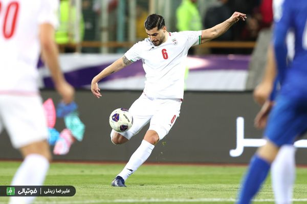  عزت‌اللهی  از امروز به جای شعار دادن کنار هم باشیم